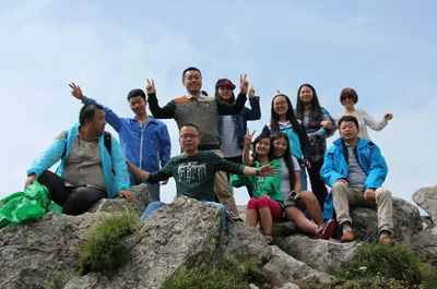 草莓视频成人网站營銷中心2015上半年年中總結大會圓滿結束！